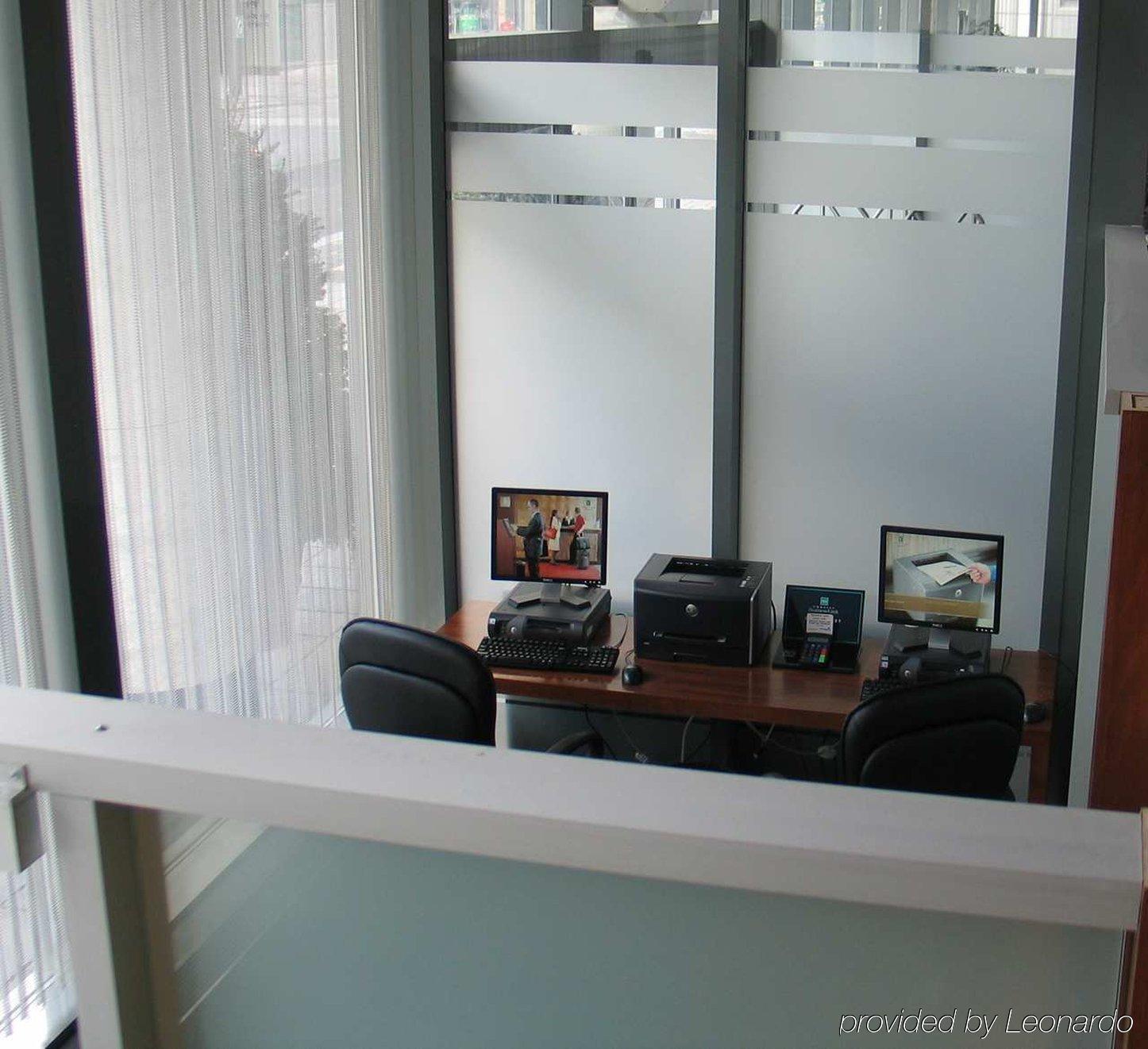 Embassy Suites By Hilton - Montreal Facilities photo